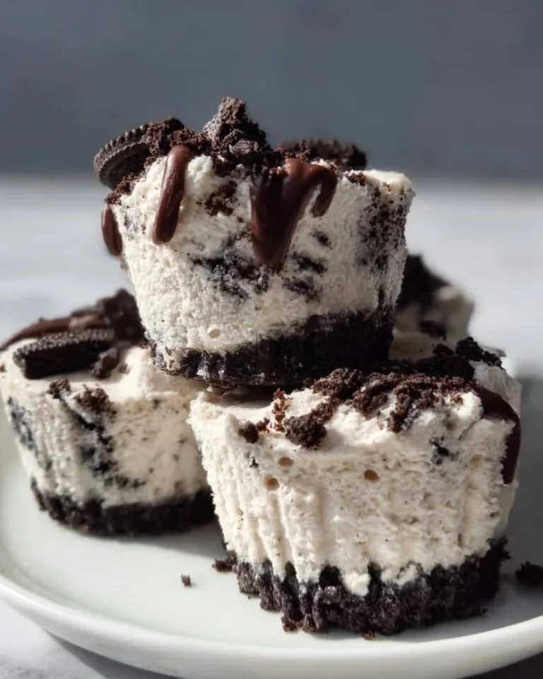 No-Bake Oreo Cheesecake Bites dessert with Oreos and creamy cheesecake filling